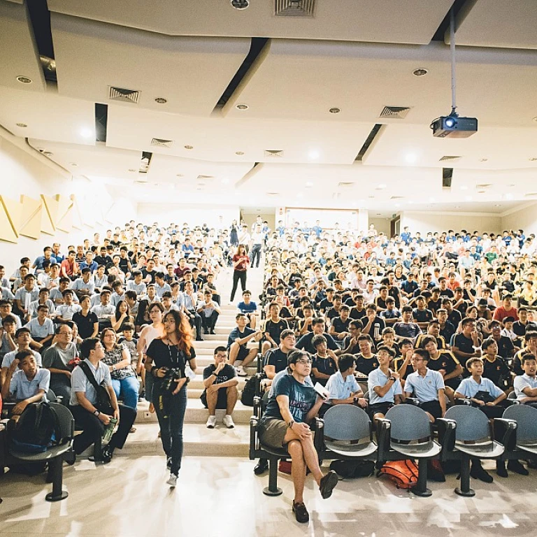 Navigating Remote Work Challenges in Training and Development